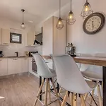 Aurana Zadarvillas וילה *